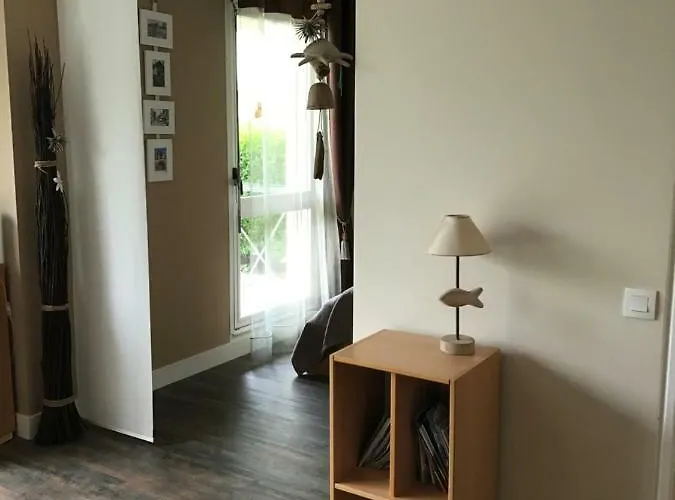 Et Campagne アパート ウルガット